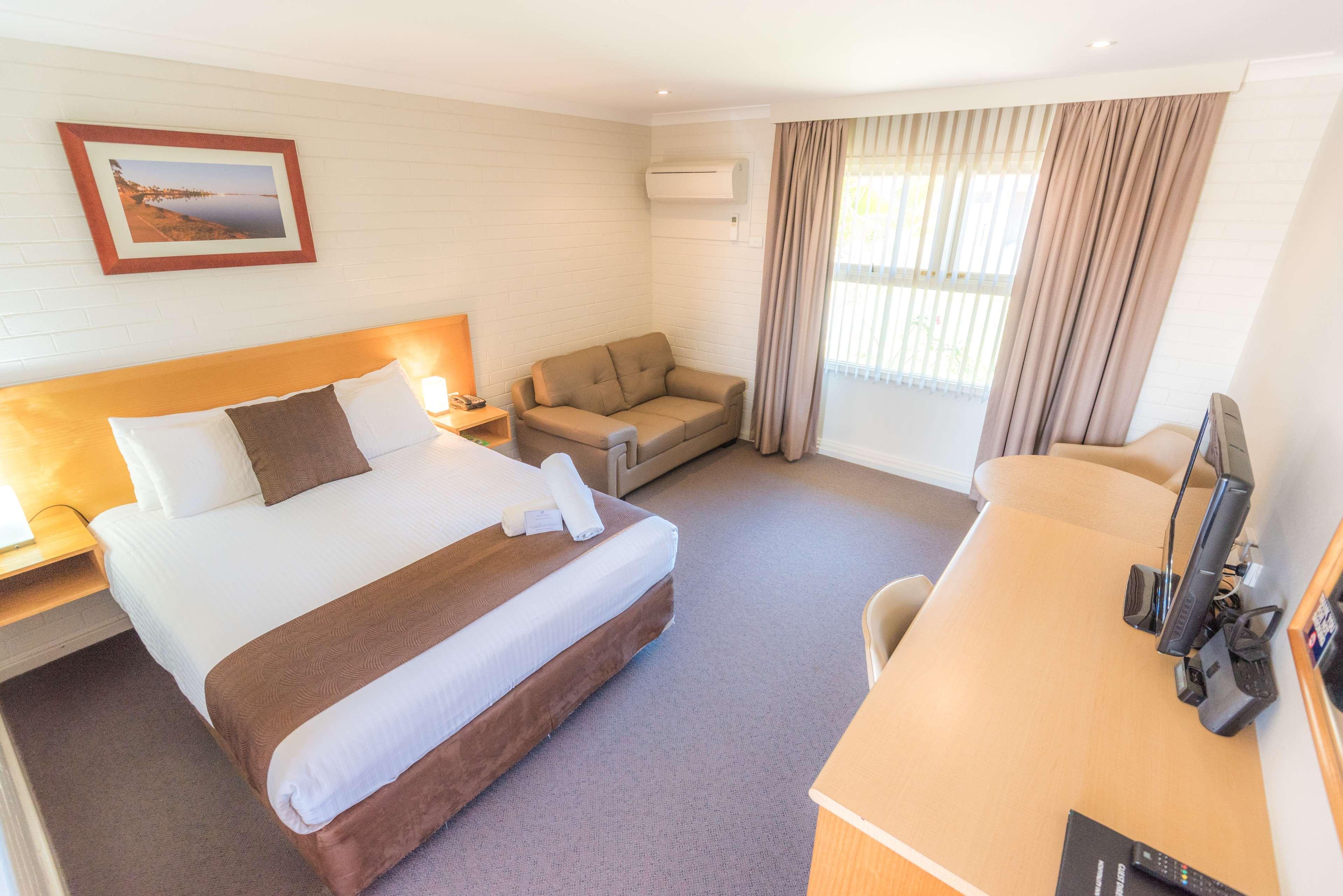 Hospitality Carnarvon, Surestay Collection By Best Western Exterior photo