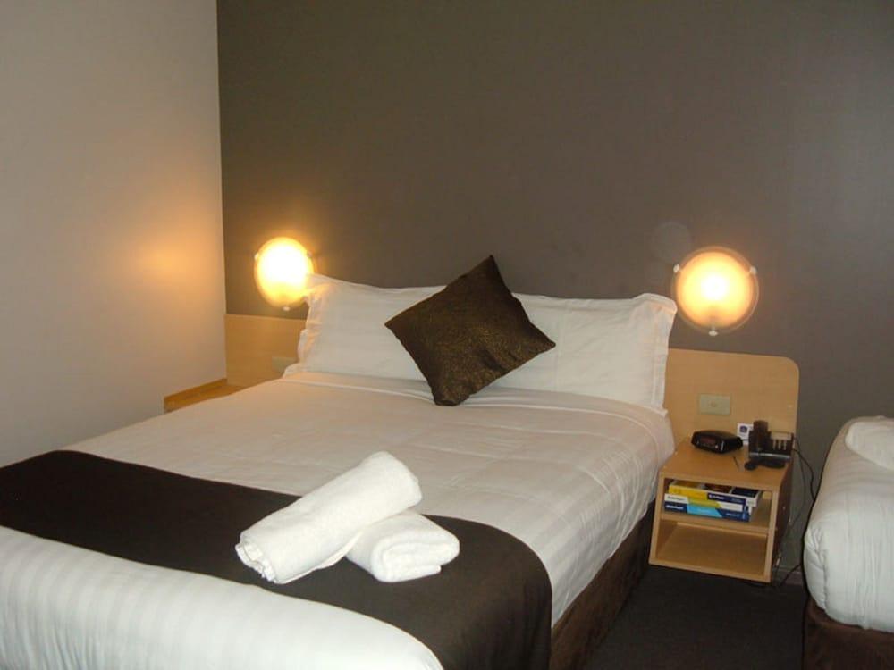 Hospitality Carnarvon, Surestay Collection By Best Western Exterior photo
