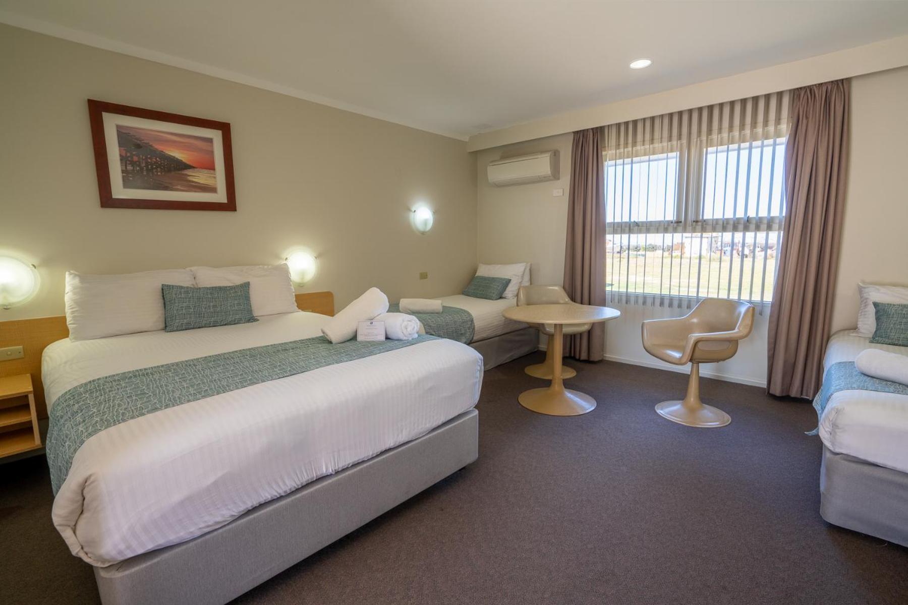 Hospitality Carnarvon, Surestay Collection By Best Western Exterior photo